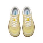 60957-free-orbit-yellow-napa-mustang